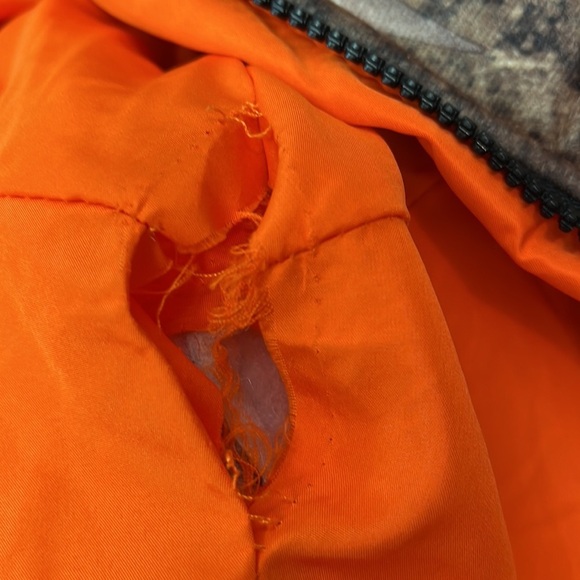 Aqua Stop Reversible Camoflage/Orange Jacket. Size XXL. EUC. 1 seam ripped open - Picture 5 of 8